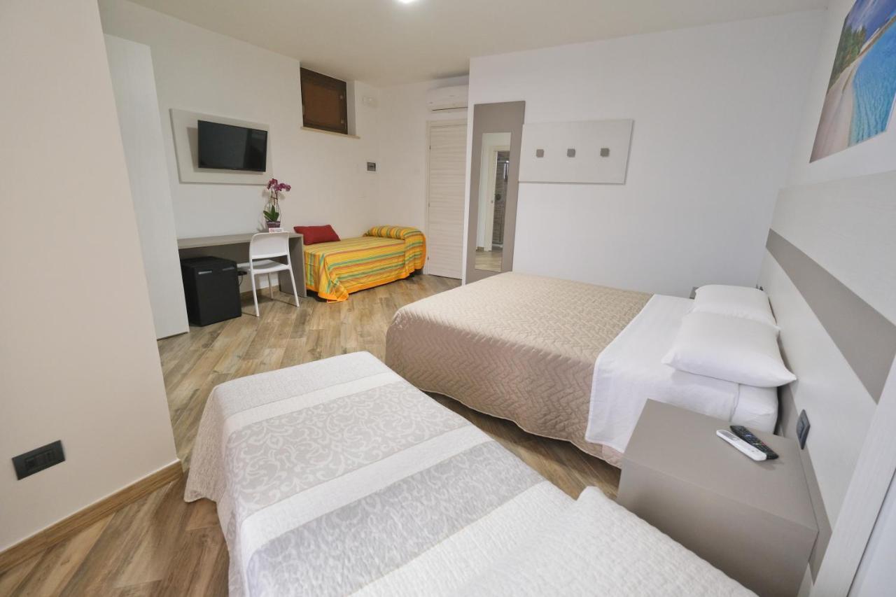 Il Porto Affittacamere B&B Μπρίντιζι Εξωτερικό φωτογραφία